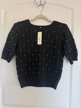 Copper Key Black Short Sleeve Cable Knit Sweater with Faux Pearls